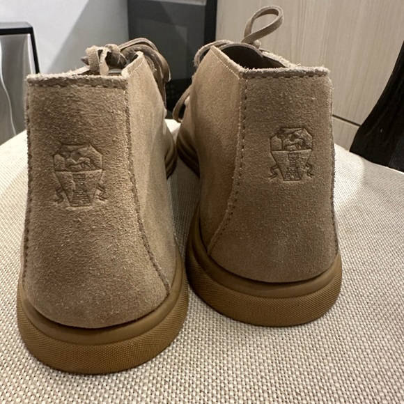 Brunello Cucinelli mid top desert boots in Beige Suede - Picture 4 of 11